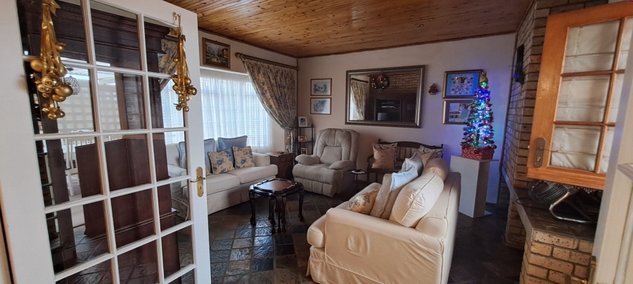  Bedroom Property for Sale in Windsor Park Eastern Cape